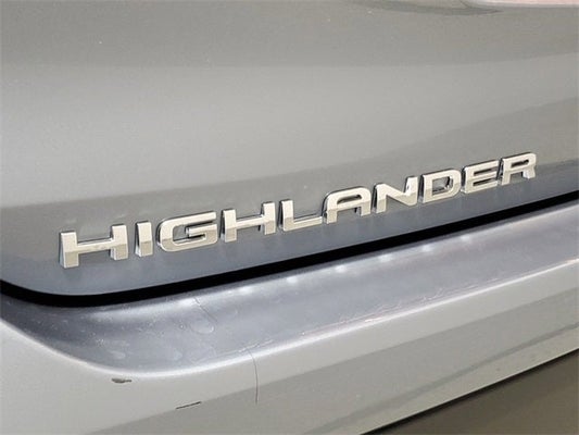 2022 Toyota Highlander XLE in Athens, GA - Volkswagen of Athens